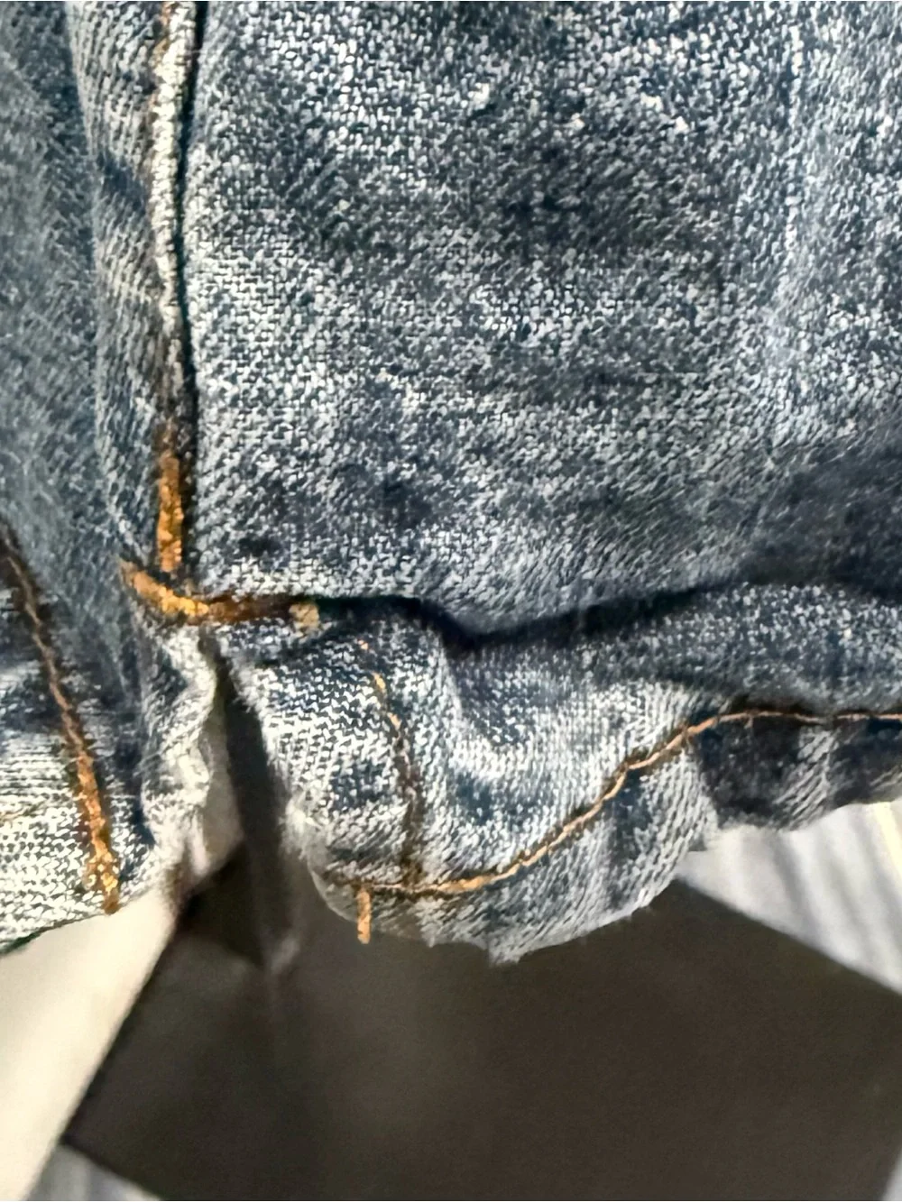 Classic Halston Jeanwear Light Blue Denim Relaxed High-Waist Shorts - Picture 4 of 7
